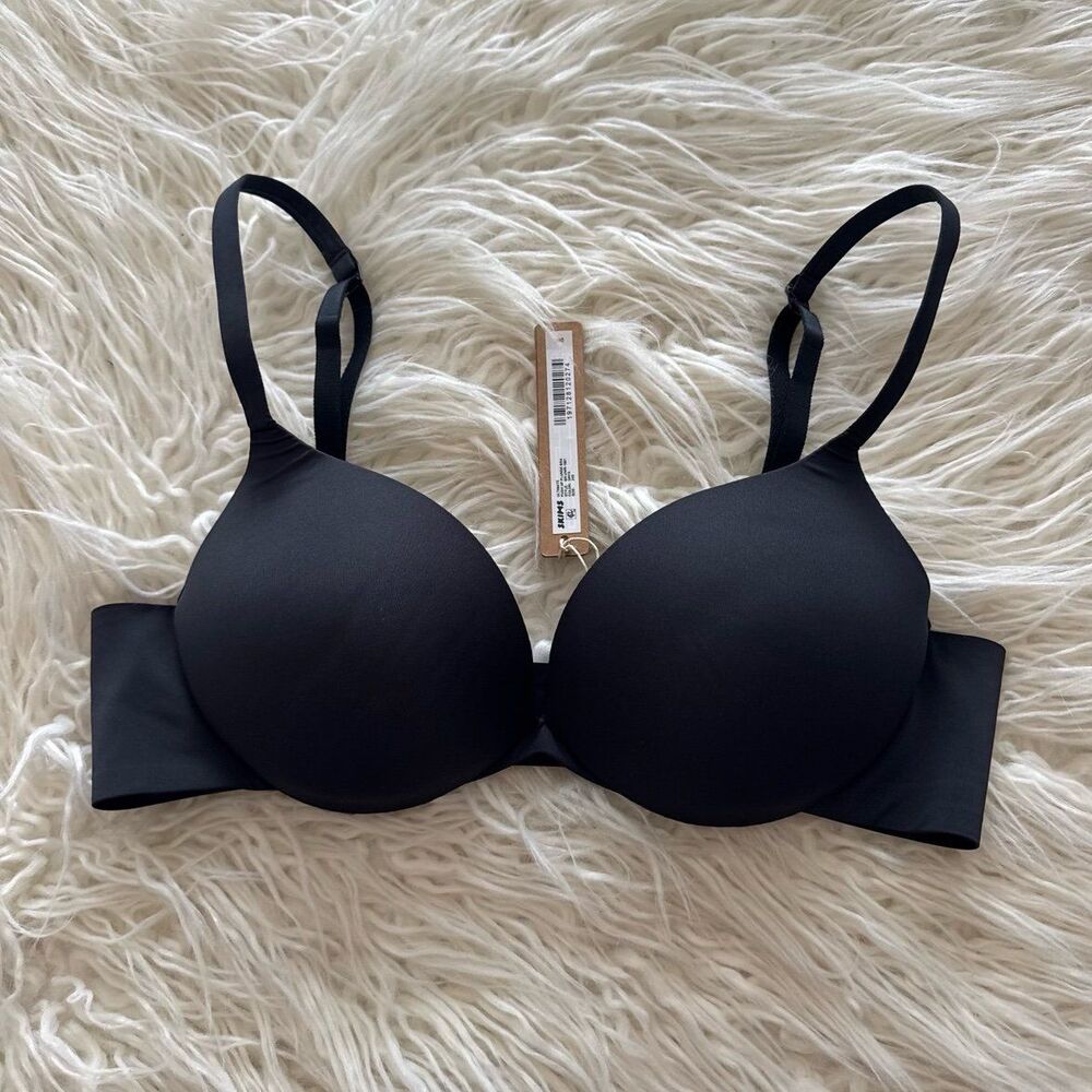 Skims Ultimate Push up Plunge Bra Onyx Size 34B